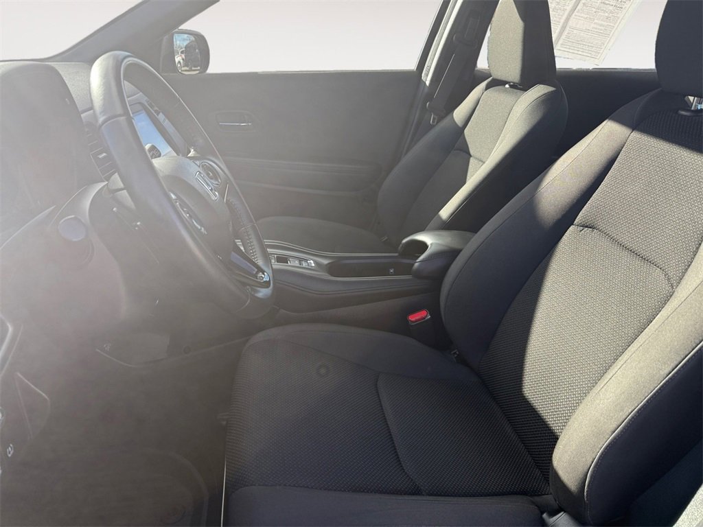 Used 2019 Honda HR-V Sport image 9