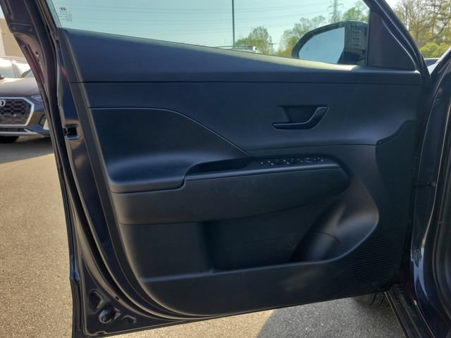 Used 2025 Hyundai Kona SE AWD/4WD image 20