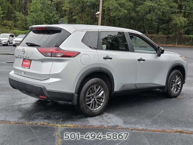 Used 2024 Nissan Rogue S FWD image 5