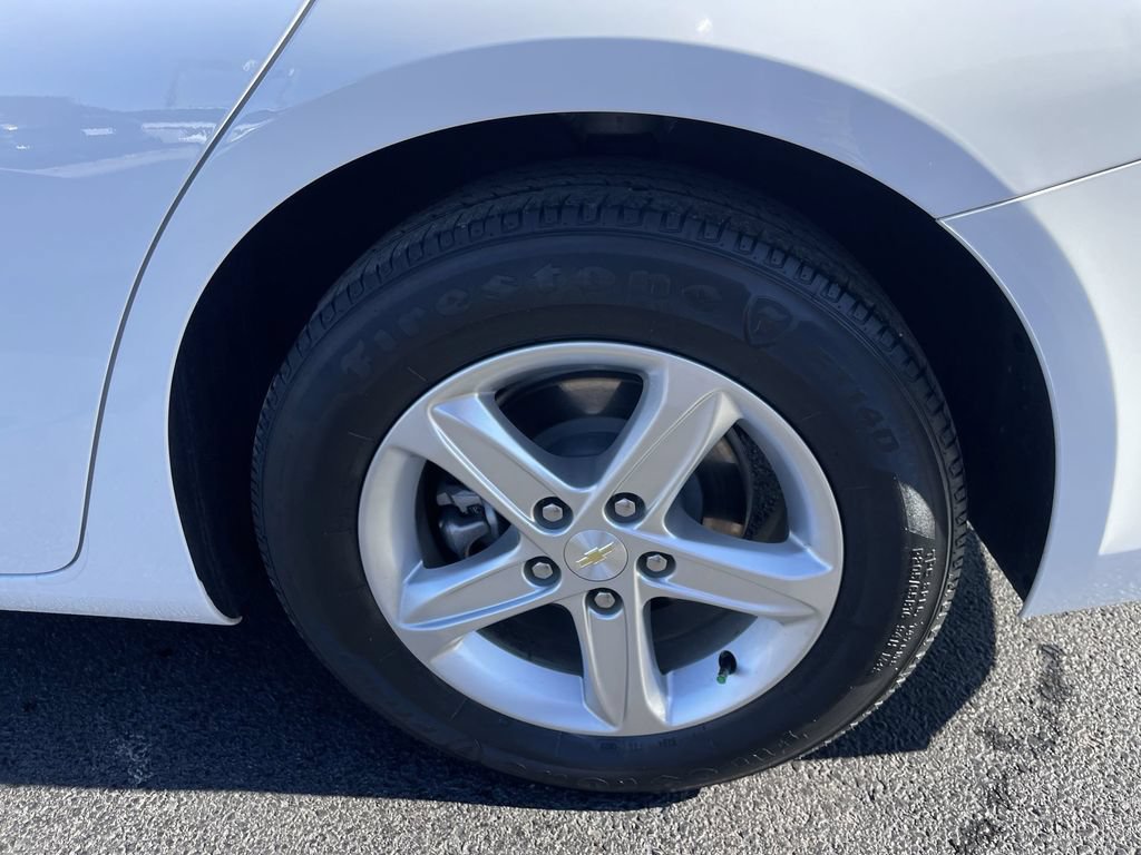 Used 2023 Chevrolet Malibu LT FWD image 8