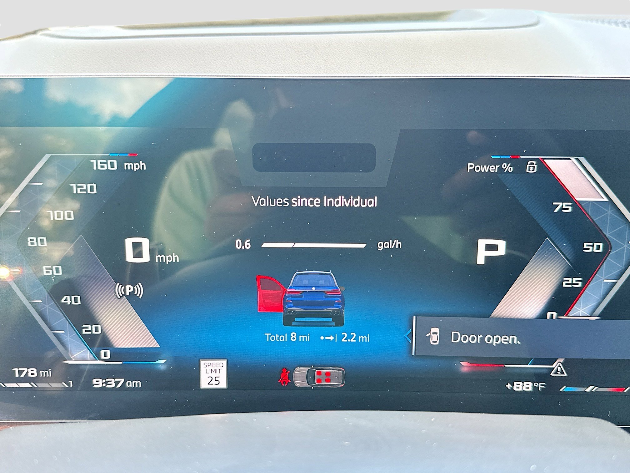 New 2026 BMW X7 M60i image 11