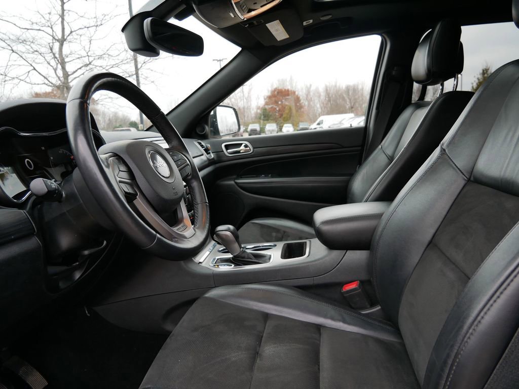 Used 2019 Jeep Grand Cherokee Altitude image 26