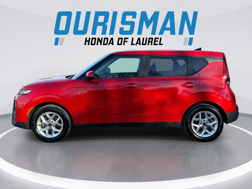 Used 2022 Kia Soul LX w/ Technology Package image 5