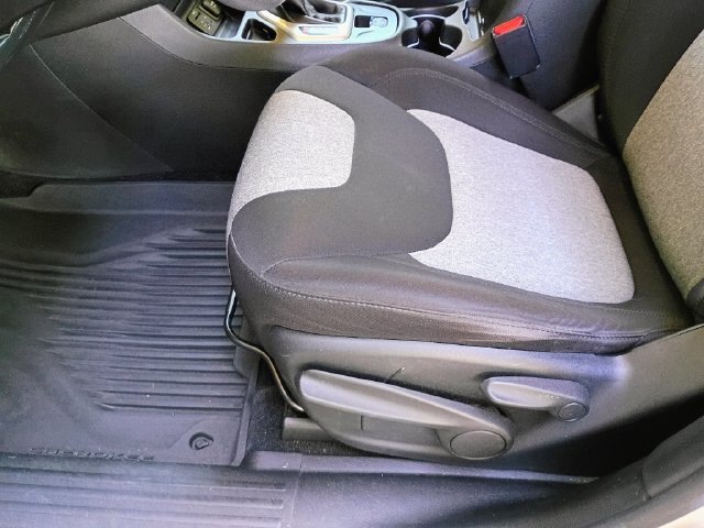 Used 2014 Jeep Cherokee Sport FWD image 24