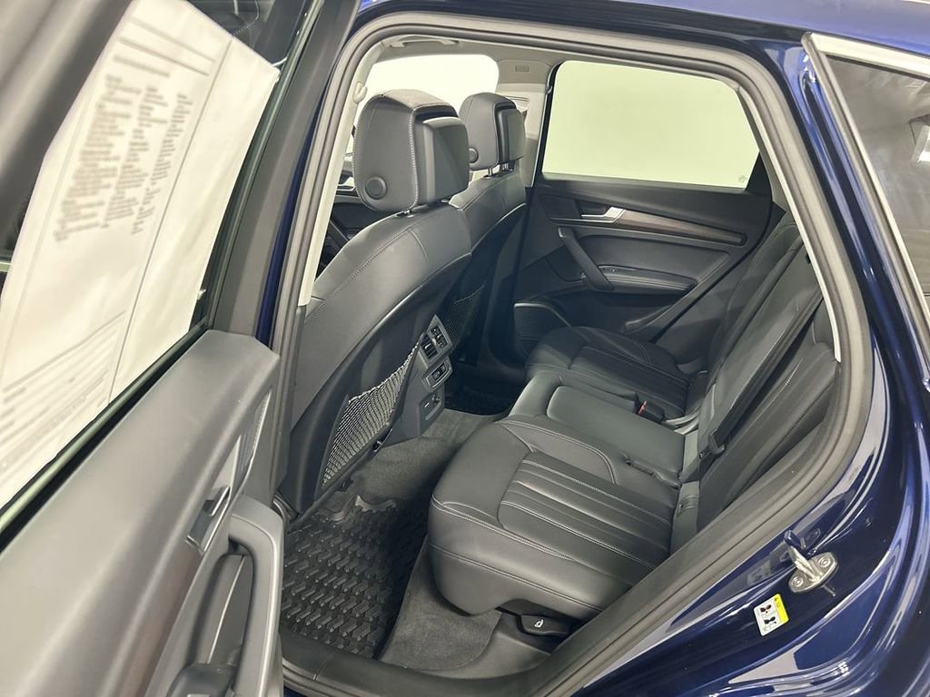 Certified 2024 Audi Q5 2.0T Premium Plus w/ Premium Plus Package image 21