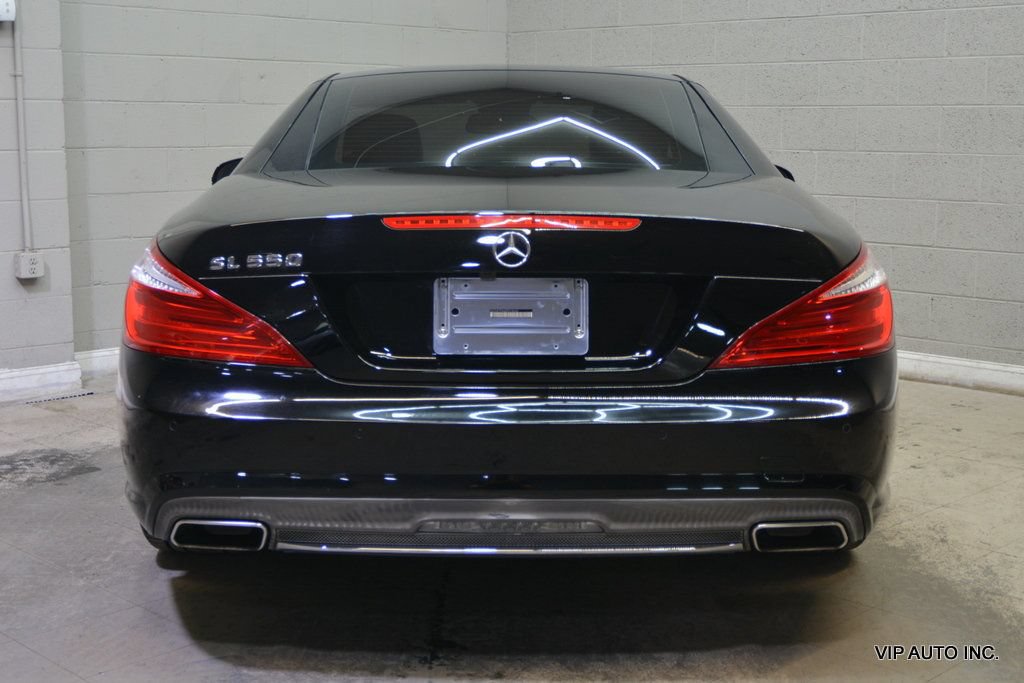 Used 2013 Mercedes-Benz SL 550 image 8