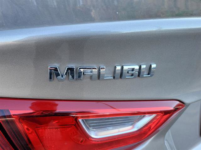 Used 2025 Chevrolet Malibu LT image 32