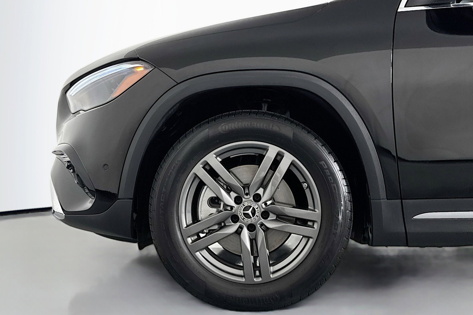 Certified 2025 Mercedes-Benz GLA 250 image 10