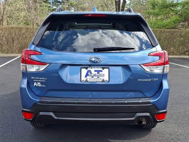 Certified 2023 Subaru Forester Premium image 5