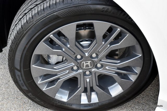 New 2026 Honda Odyssey Touring image 5