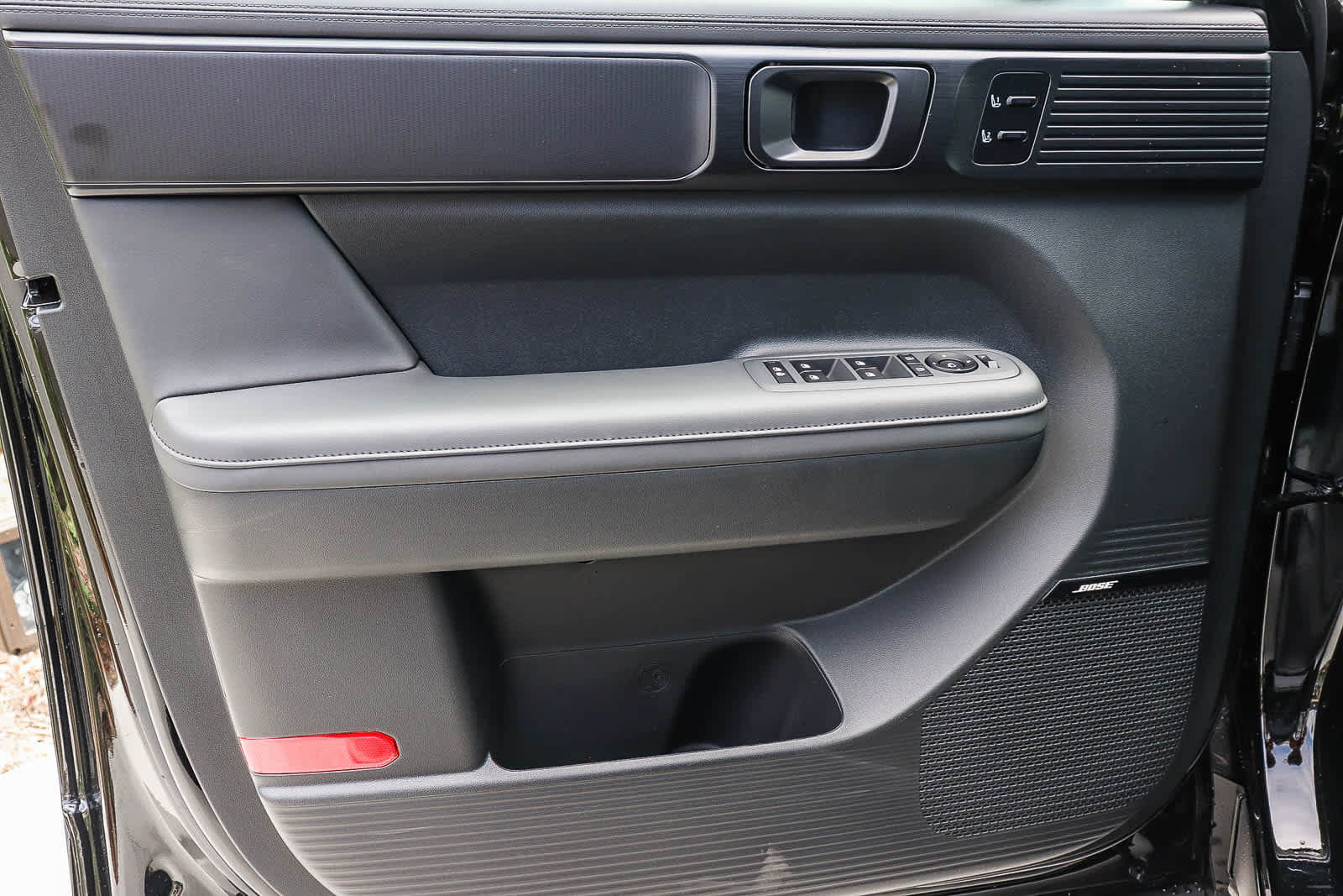 New 2026 Hyundai Santa Fe Calligraphy FWD image 30