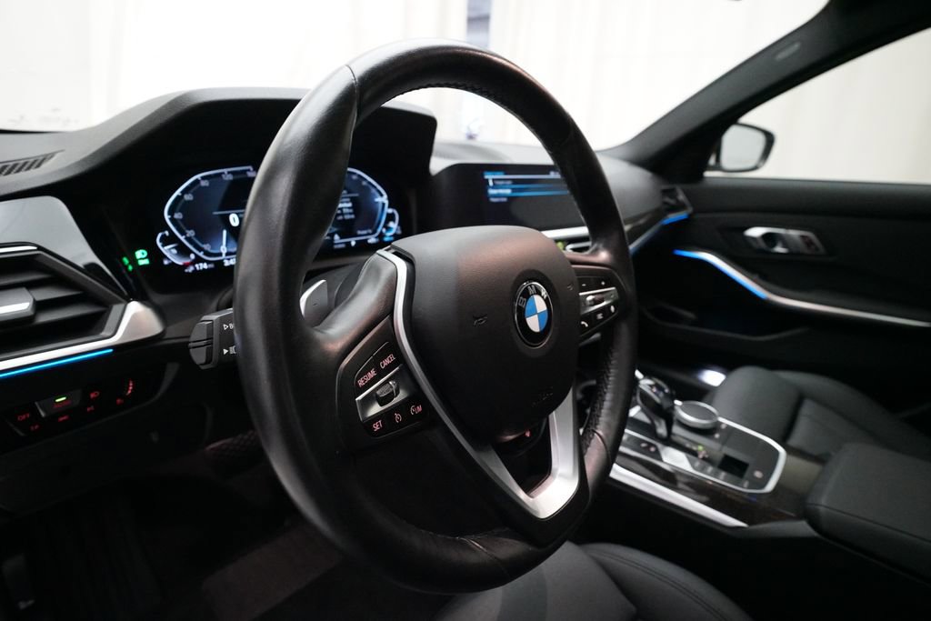 Used 2021 BMW 330e xDrive w/ Convenience Package image 8