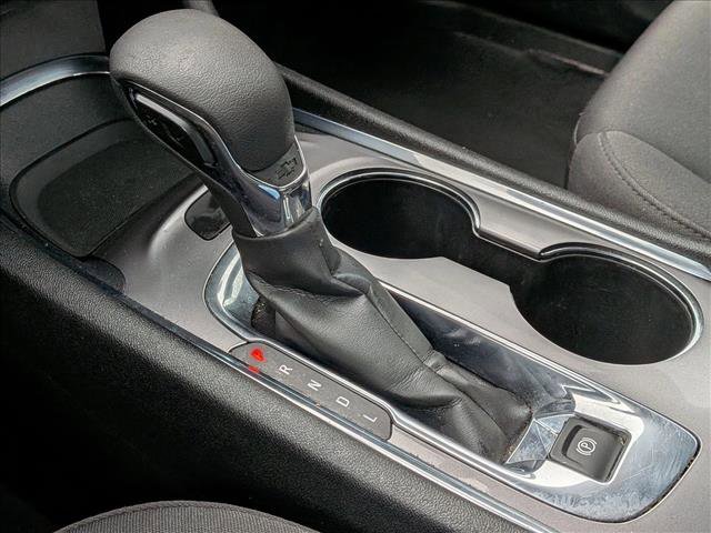 Used 2023 Chevrolet Malibu LT FWD image 11