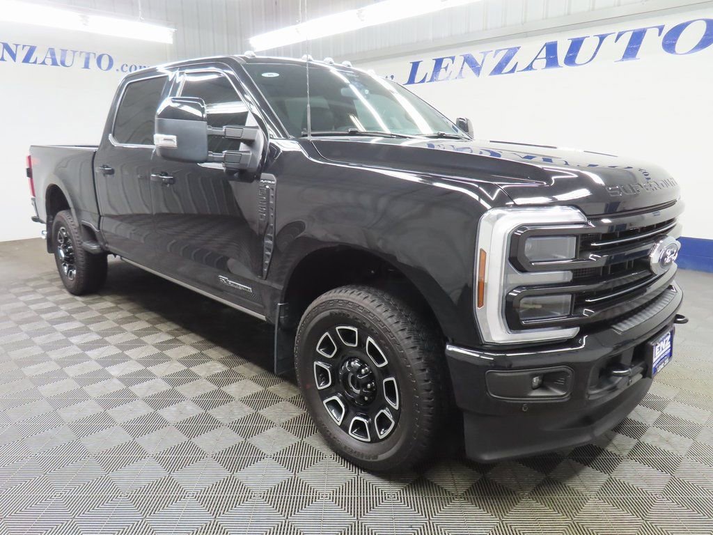 Used 2025 Ford F250 Platinum AWD/4WD image 3