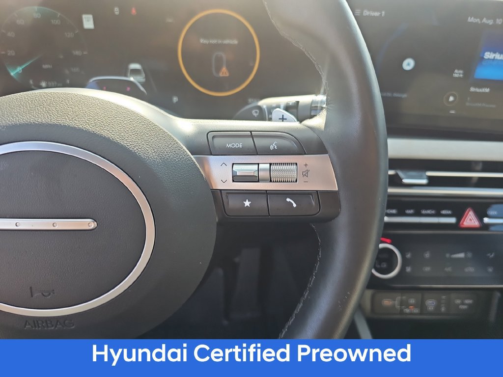 Certified 2025 Hyundai Santa Cruz Limited AWD/4WD image 18