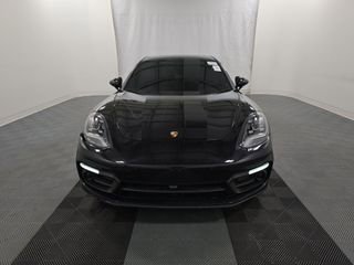 Used 2023 Porsche Panamera 4 Platinum Edition image 10