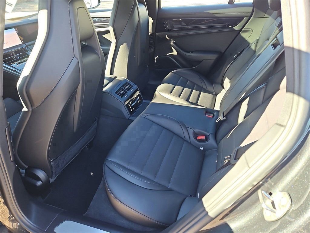 New 2026 Porsche Panamera 4 image 27