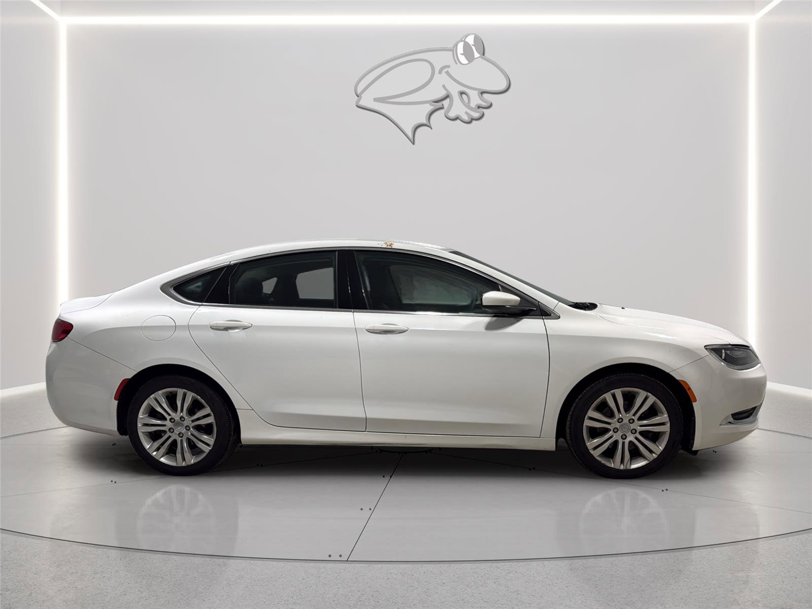 Used 2016 Chrysler 200 Limited FWD image 6