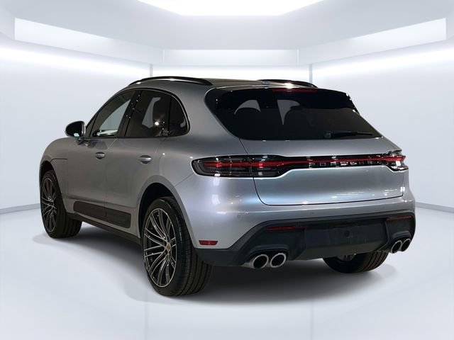 Certified 2026 Porsche Macan AWD/4WD image 6