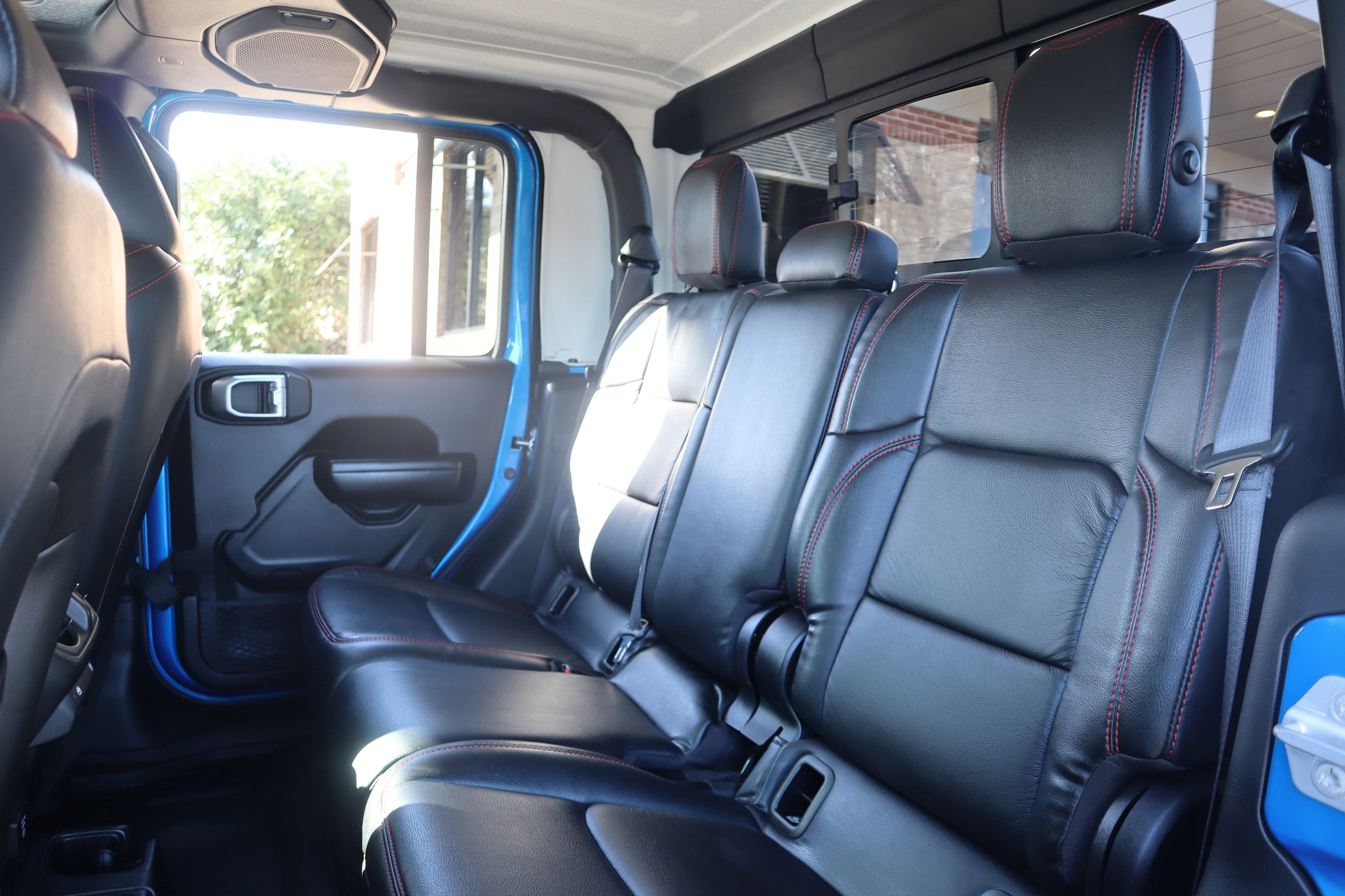 Used 2021 Jeep Gladiator Sport image 27