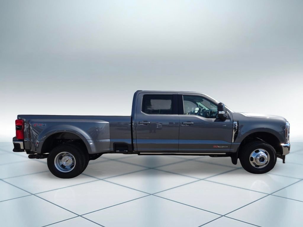 New 2026 Ford F350 Lariat w/ Lariat Ultimate Package AWD/4WD image 3