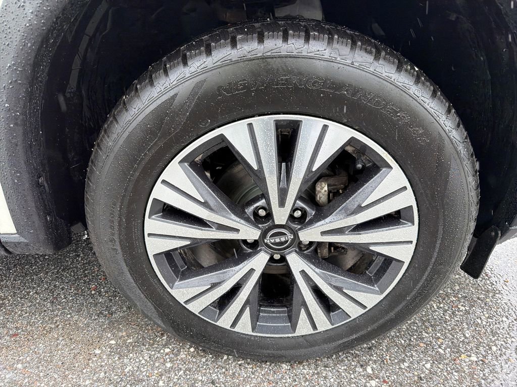 Used 2023 Nissan Rogue SV w/ SV Premium B Package AWD/4WD image 17