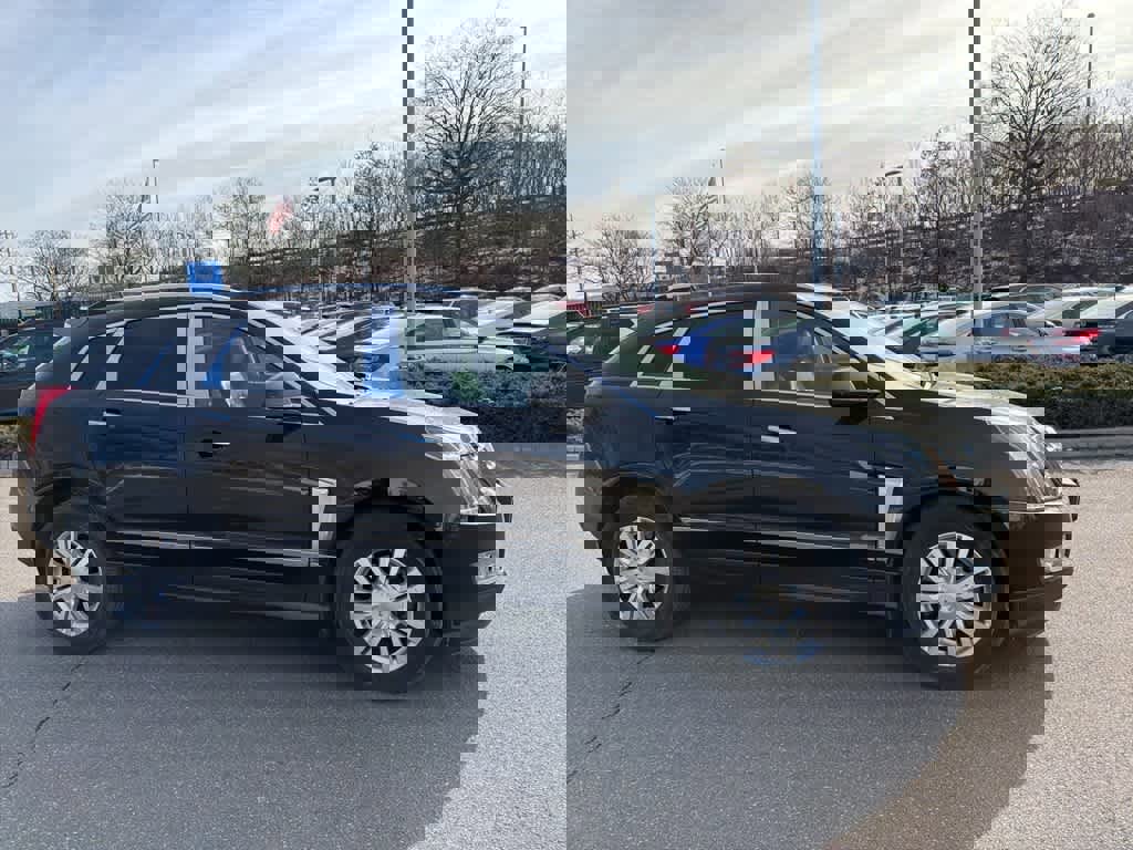 Used 2014 Cadillac SRX Luxury image 22