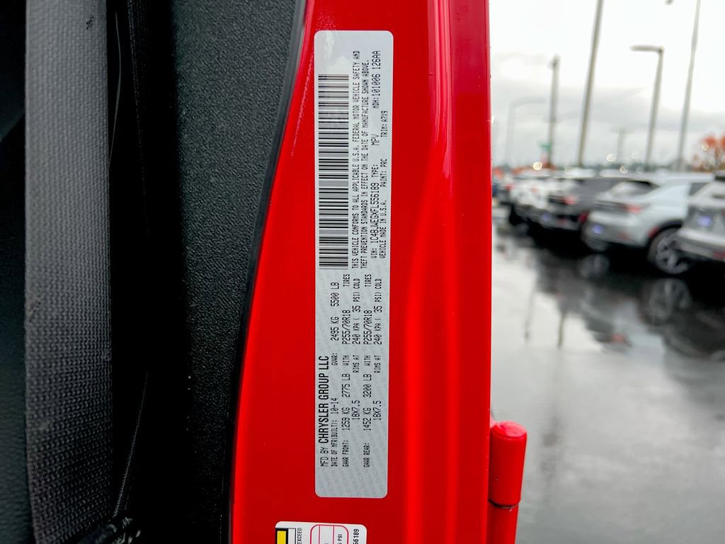 Used 2015 Jeep Wrangler Unlimited Sahara w/ Max Tow Package image 27