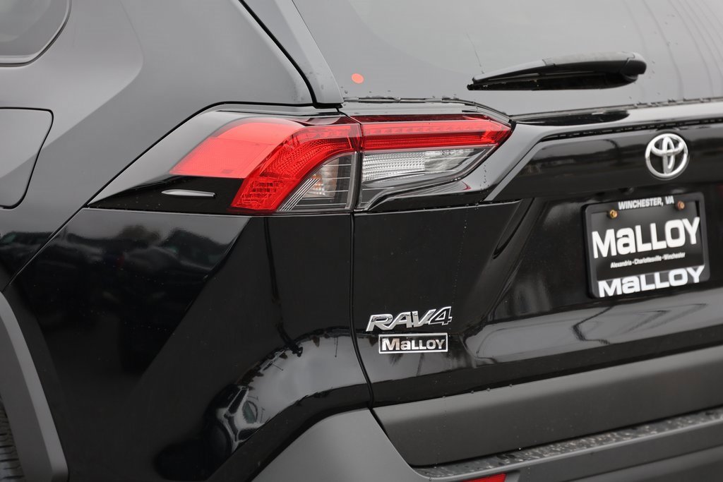 New 2025 Toyota RAV4 XLE image 8