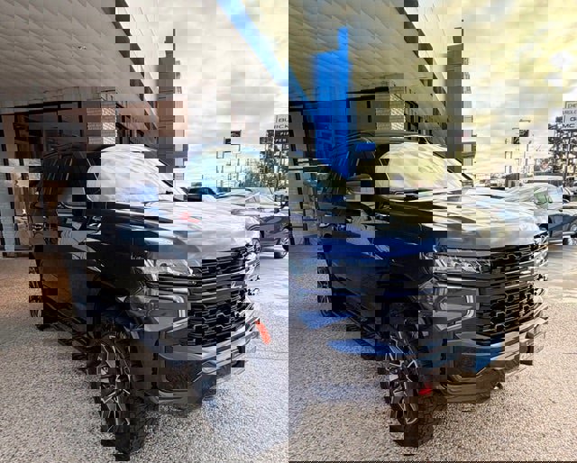 Certified 2023 Chevrolet Tahoe Z71 w/ Luxury Package image 1