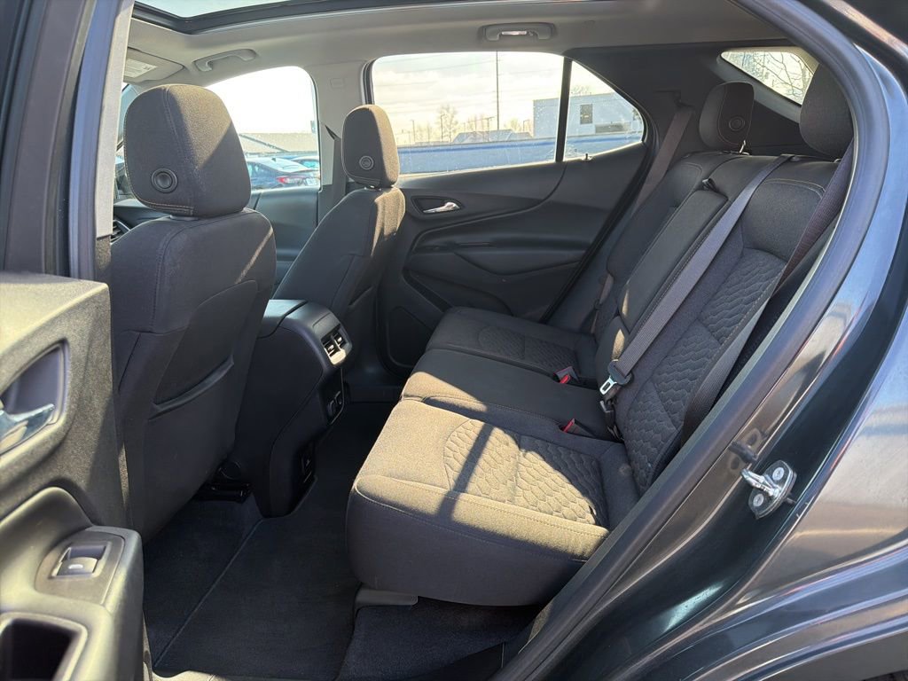 Used 2018 Chevrolet Equinox LT w/ Sun & Infotainment Package image 20