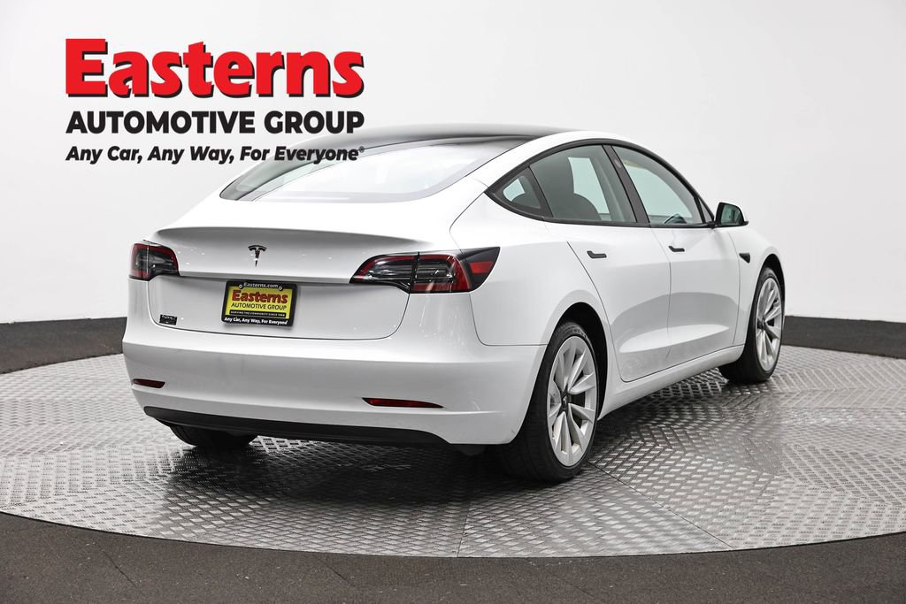 Used 2023 Tesla Model 3 Standard Range RWD image 5