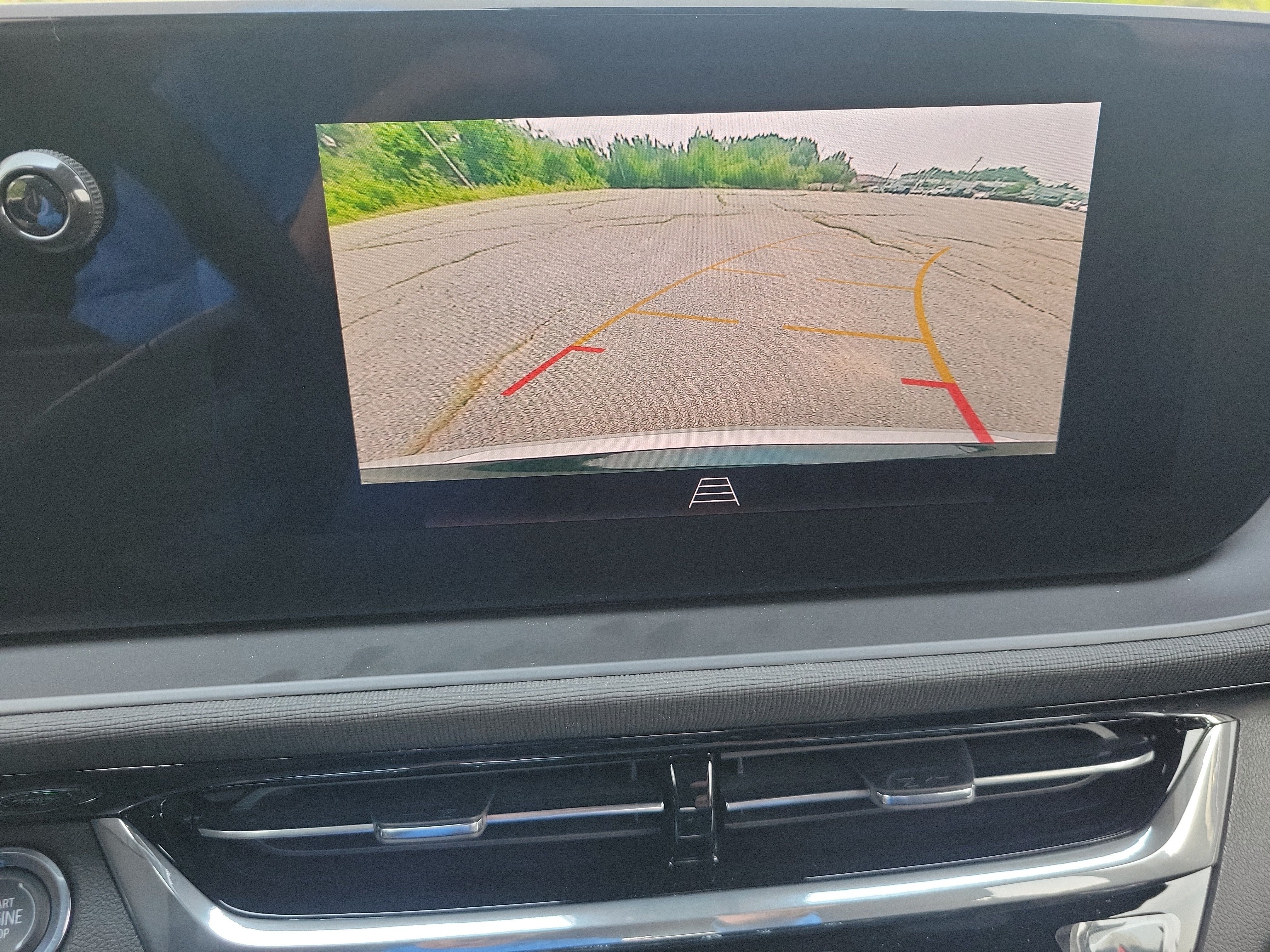New 2026 Buick Envista Sport Touring w/ Convenience I Package FWD image 25