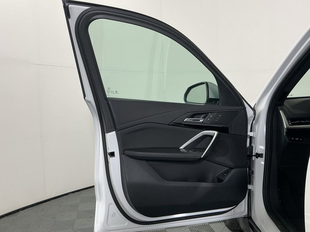 Certified 2023 BMW X1 xDrive28i w/ Convenience Package image 19
