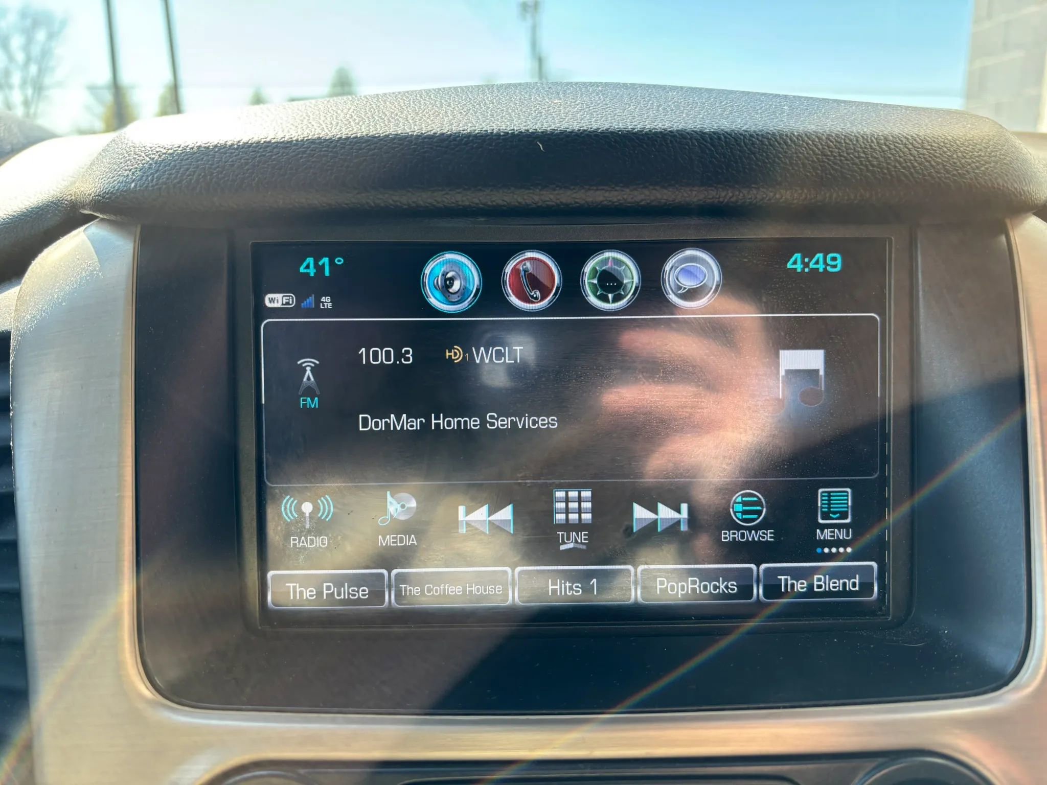 Used 2017 GMC Yukon Denali image 25