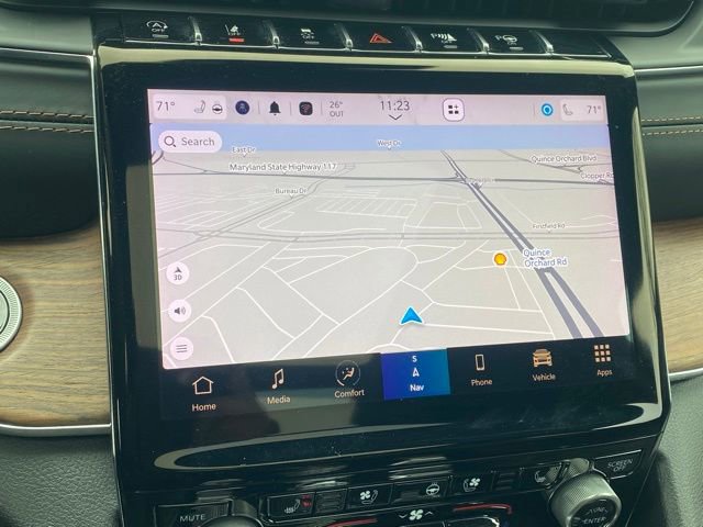 Used 2022 Jeep Grand Cherokee Summit image 3