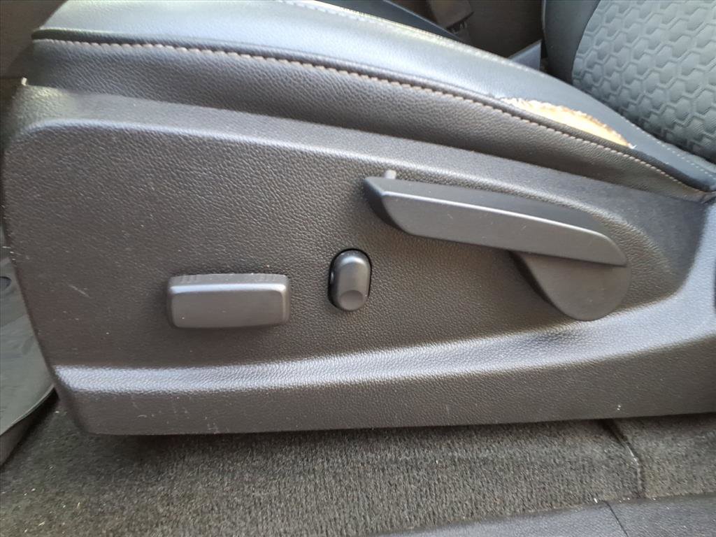 Used 2017 Chevrolet Colorado Z71 image 14