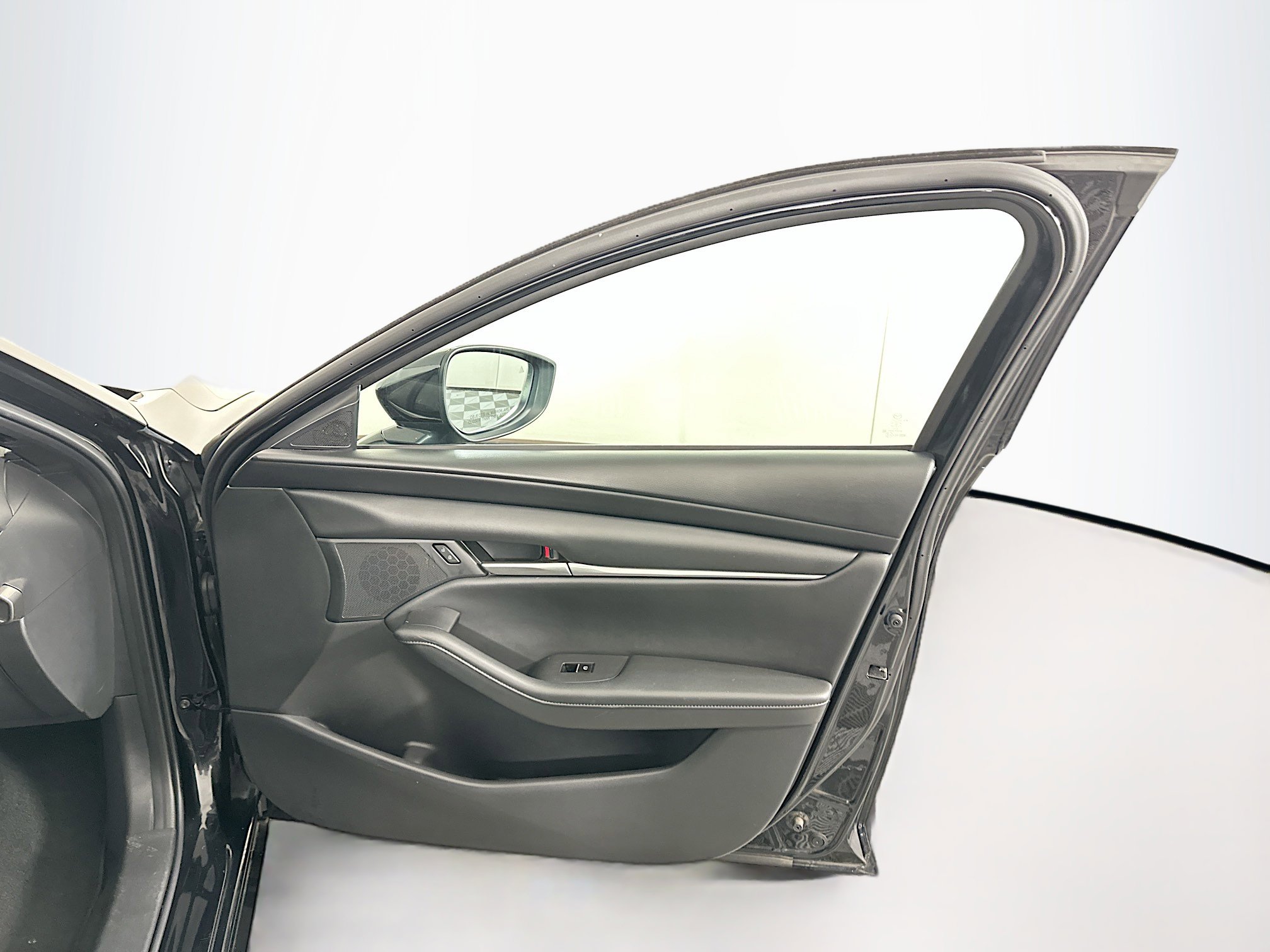 Used 2022 MAZDA MAZDA3 s image 29