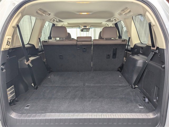 Used 2020 Lexus GX 460 Luxury w/ Accessory Package image 28