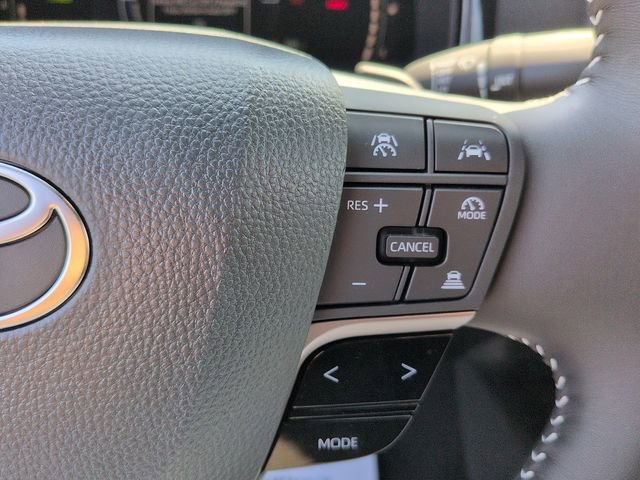 Used 2026 Toyota Camry SE FWD image 19