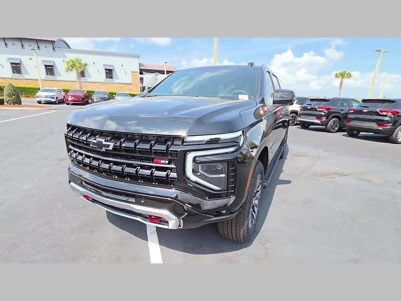 New 2026 Chevrolet Suburban Z71 w/ Comfort Package image 23