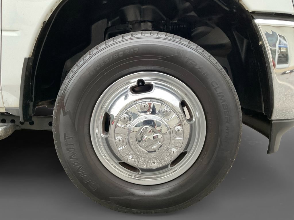 Used 2024 RAM 3500 Big Horn image 10
