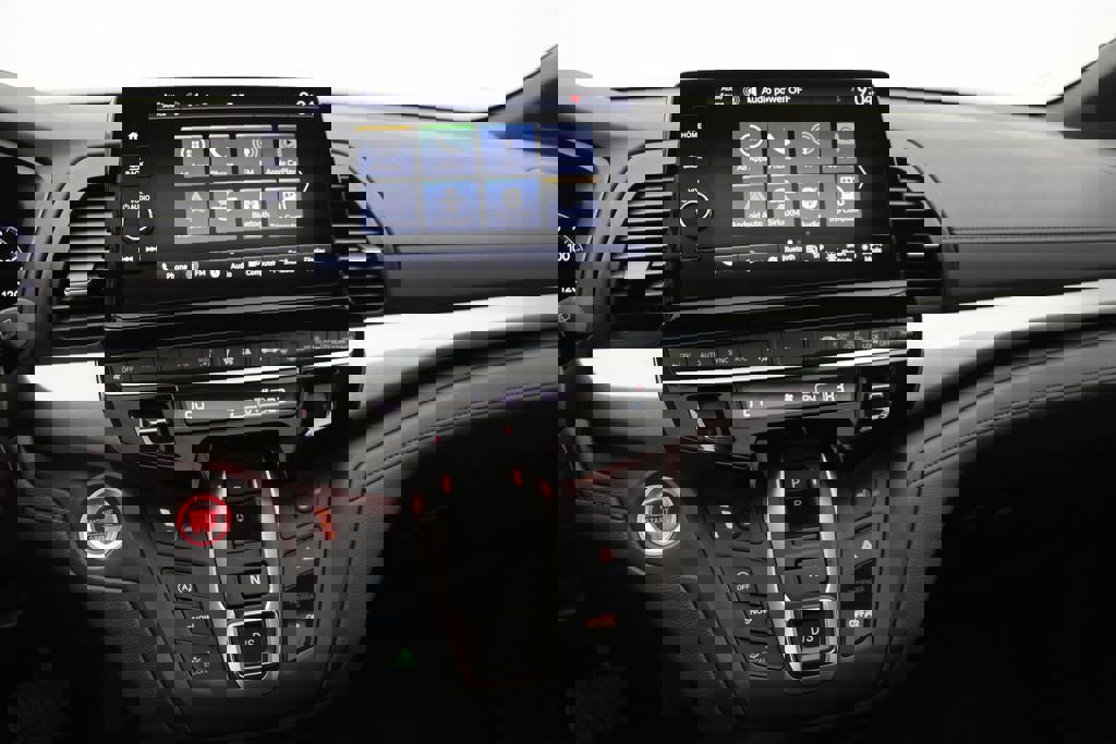 Used 2025 Honda Odyssey Sport-L image 21