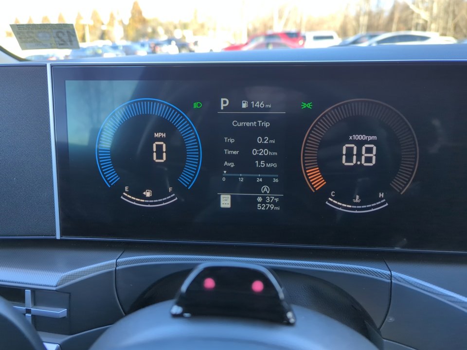 Certified 2025 Hyundai Santa Fe XRT image 30