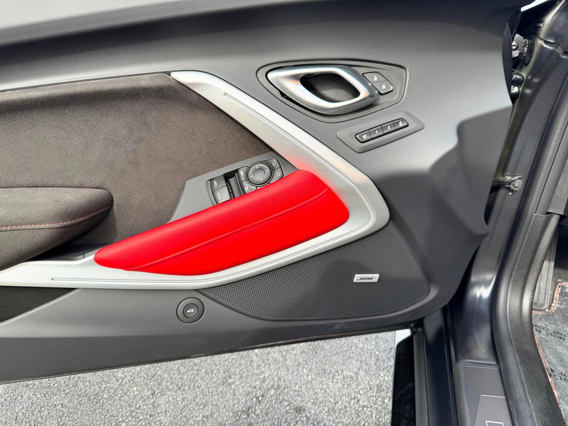 Used 2024 Chevrolet Camaro ZL1 RWD image 27