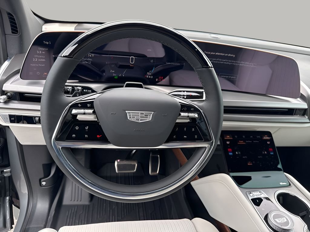 Used 2026 Cadillac Vistiq Luxury w/ LPO, Floor Liner Package image 29