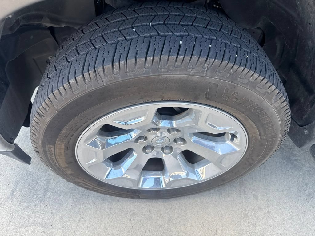 Used 2020 RAM 1500 Big Horn RWD image 15