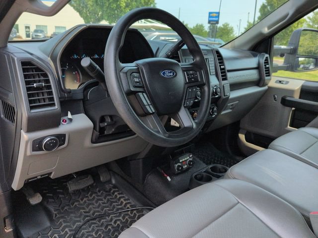 Used 2019 Ford F550 4x4 Regular Cab Super Duty image 12
