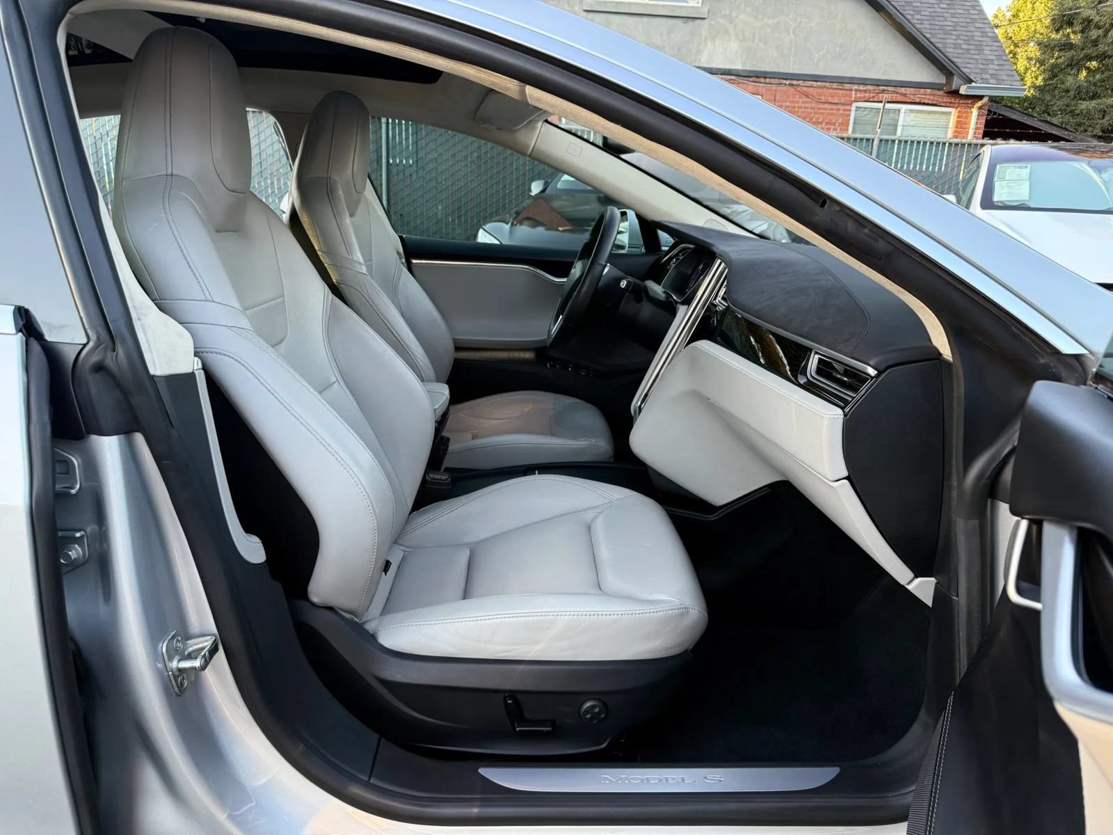 Used 2016 Tesla Model S 90D AWD/4WD image 10