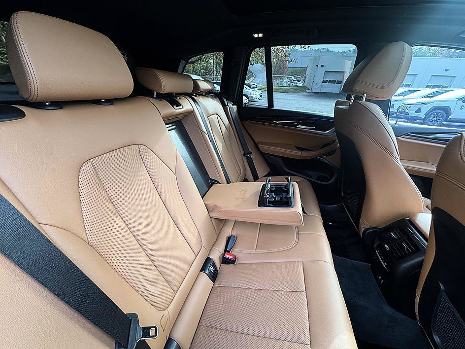 Used 2023 BMW X3 sDrive30i w/ Premium Package w/ZPA RWD image 25